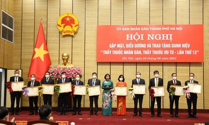 Hanoï des médecins exemplaires à l’honneur
